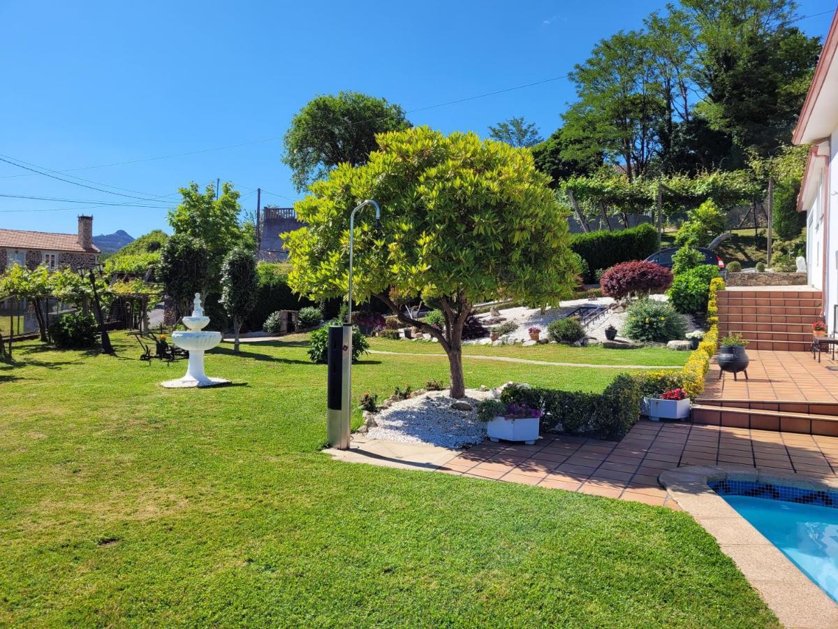 Boqueixon Casa Tarrio Con Piscina - Santiago De Compostelaヴィラ エクステリア 写真
