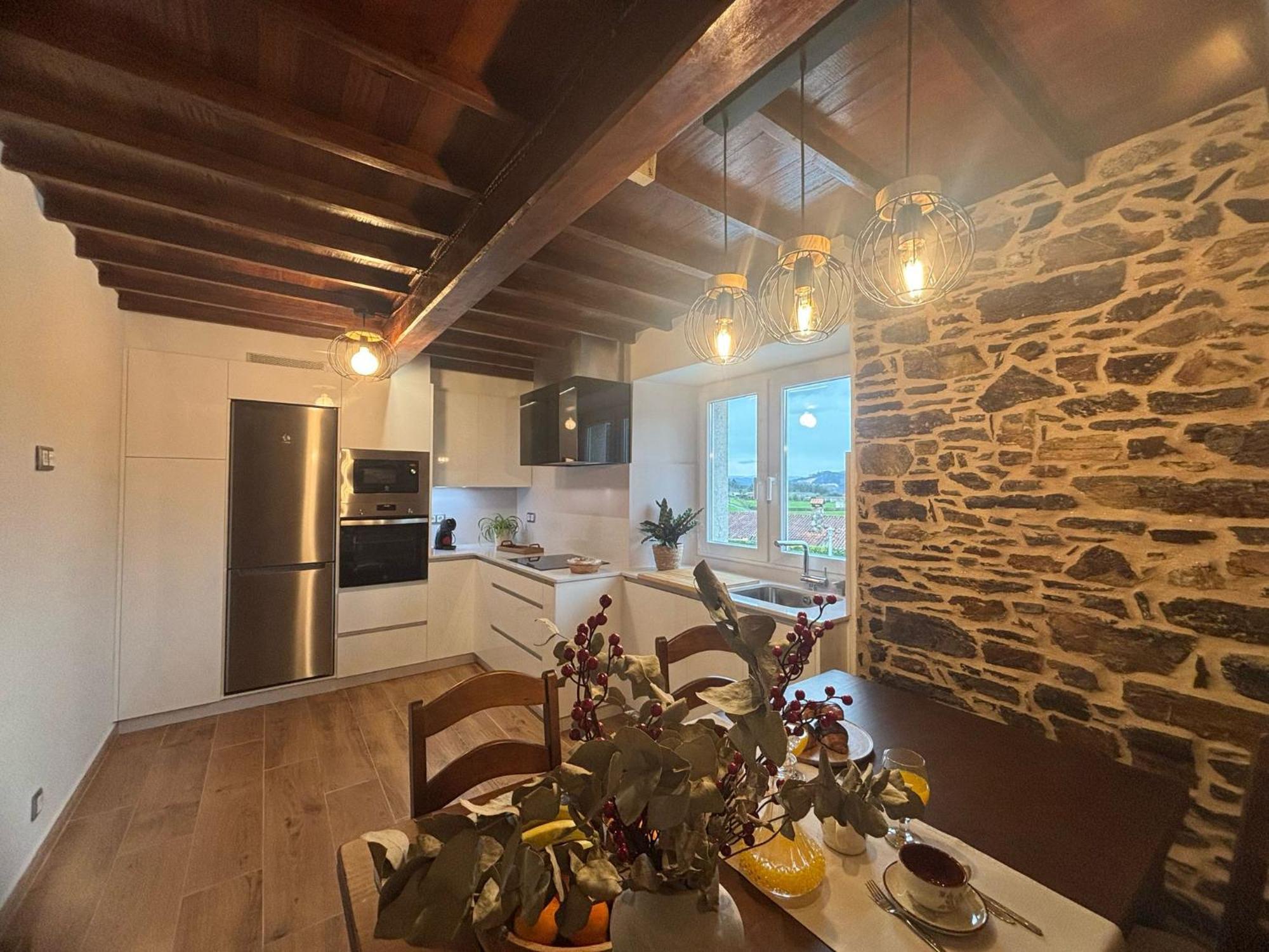 Boqueixon Casa Tarrio Con Piscina - Santiago De Compostelaヴィラ エクステリア 写真
